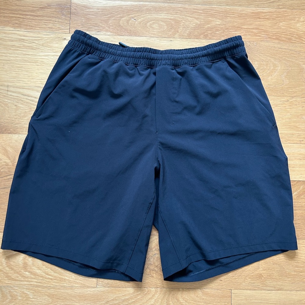 Lululemon black Pacebreaker 9” inseam Athletic Shorts